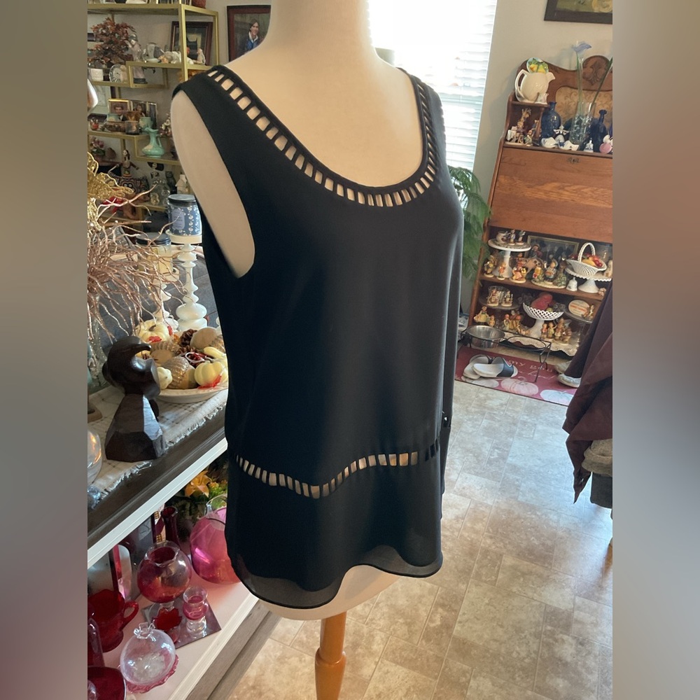 Naked Zebra Black Sleeveless Top with Cutout Size M